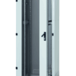 Rack de podea 19 Triton 32U 600x600mm usa fata sticla panouri laterale/spate detasabile sectiuni pentru ventilatie activa, sectiuniacces cabluri sus/jos/spate IP20 gri