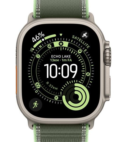 Apple Watch 49mm Green/Neon Trail Loop - S/M - Natural Titanium Finish