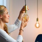 Bec LED inteligent vintage (decorativ) WiZ Connected Filament Gold G95 ,Wi-Fi, E27, 6.7W (50W), 640 lm, lumina alba (2000-5000K), compatibilGoogle Assistant/Alexa/Siri - Image 5