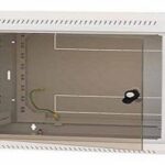Rack de perete Triton seciune simpla 15 600mm adancime usa sticla panouri laterale fixe sectiuni ventilatie activa, sectiuni acces cabluri sus/jos/spate securizare cu cheie, 1 pereche montanti reglabili IP30 gri