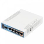 Mikrotik HAP AC office wireless device, RB962UIGS-5HACT2HNT; Dualconcurrent triple chain 2.4/5GHz AP, 802.11ac/a/n/b/g, Five Gigabit Ethernet ports, PoE-out on port 5, SFP, USB for 3G/4G support orstorage; 720MHZ, 128MB, 5XGE, 1XSFP, 5GHZ, 2,4GHZ, L4;