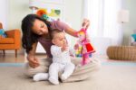 JUCARIE PENTRU BEBELUSI, PAPUSICA EMILIA, LAMAZE - Image 3