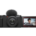 SONY Compact dedicata pentru vlogging ZV-1F 20.1MP, 7.6mm, F2 ISO 125-12.800, 1/32.000s, 4K @30fps, SD/SDXD/SDHC/x1 Micro-HDMI/x1 USB-C, Rafala 3.5-16cps, WiFi/Bluetooth, Senzor CMOS Exmor RS 1"