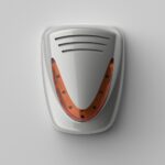 Sirena alarma de exterior Venitem MURANO L SG Silver gray, design Italia, auto alimentata, sistem dublu de tamper (smulgere din perete si la deschidere); protectie la schimabrea polaritatii; auto testare pentru incarcarea si nivelul bateriei; setare sunet alarma si temporizare; carcasa exterioara
