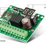 Receptor 4 canale Venitem VELA 20 CH-W, frecventa 868 Mhz, comunicare bidirectionala, 2 x relee 2 x output, sistem anti sabotaj, suporta pana la 20 de echipamente wireless, alimentare 12/24 Vdc/Vac, dimensiuni 59X48X15mm.