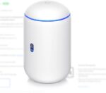 Ubiquiti UniFi Dream Router,  High‐Performance Dual Band, Procesor: Dual-Core ® Cortex ® A53 at 1.35 GHz, 2Gb RAM, interfata management: retea/Bluetooth, interfata: 1 x WAN 1Gbe, 4 x LAN 1Gbe, 2 x POE, 1 x Antena interna, viteza transfer: 2.4Ghz 600Mbps, 5Ghz-2.4Gbps, Standarde wireless: 802.11a/b/g