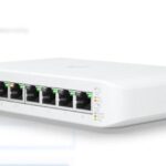 Ubiquiti UniFi 8 port switch, USW-LITE-8-POE, 8 x 10/100/1000 Mbe RJ 45 ports, 4 x POE, 8 Gbps, buget POE: 52W, SMB layer 2 PoE GbE switch, dimensiuni: 99.6 x 163.7 x 31.7 mm.