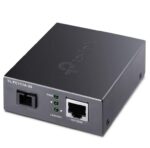 "10/100 Mbps RJ45 to 100 Mbps Single-mode SC WDM Bi-Directional Fiber Converter PORT: 1× 100Mbps SC Port, 1× 10/100M RJ45 Port (Auto MDI/MDIX) SPEC: Full-duplex, Tx:1550 nm, Rx:1310 nm, Up to 20 km, Chassis TL-FC1420 rack-mountable"