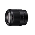 Sony FE 35 MM F1.8. Componentă pentru: MILC, Structura lentilelor: 11/9, Cea mai apropiata distanţă de focalizare: 0,22 m. Compatibilitate mărci aparate foto: Sony, Mărire maximă: 0,24x, Tip capac lentile: Parasolar obiectiv detașabil. Culoarea produsului: Negru. Diametru: 6,56 cm, Dimensiune