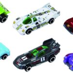 MACHETA DIE CAST, SET 3 MASINI CURSE, SCARA 1/64, 7.5CM, DIVERSE MODELE SI CULORI- VERDE, ALB, ROSU, BLEU, GRI, ALBASTRU DESCHIS, PORTOCALIU, NEGRU, ALBASTRU, PORTOCALIU DESCHIS, GALBEN