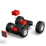 TRACTOR DE FERMA ROSU CU REMORCA SI OI, LEGO 60461 - Image 5