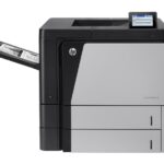 Imprimanta laser mono HP LaserJet Enterprise M806dn, dimensiune A3 ,duplex, viteza max 56/28ppm (A4/A3), rezolutie 1200x1200dpi, procesor800 MHz, memorie 1GB, alimentare hartie 500 coli + 500 coli, 1 tavamultifunctionala de 100 de coli, limbaje de printare HP PCL6, 5e ,emulare PostScript 3, PDF