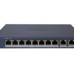 Switch PoE Hikvision DS-3E1510P-EI/M(B): 8 × Gigabit PoE port,2 × Gigabit RJ45 port, 8 porturi PoE maxim 30W, buget PoE 80W, tensiune alimentare 54VDC, 1.6A, dimensiuni: 217.6 mm × 27.6 mm × 108.5 mm, greutate: 0.54kg, montare pe birou sau pe perete.