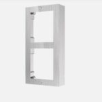 Panou frontal pentru 2 module de videointerfon modular Hikvision DS-KD- ACW2/S; permite conectarea a 2 module de interfon modular; montare aplicata; material otel inoxidabil; dimensiuni: 219mm x 107mm x 4mm;