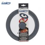 CAPAC STICLA CU MARGINE DIN SILICON AJUSTABILA PE 3 DIMENSIUNI 22/24/26 CM. GRI, COOKING BY HEINNER - Image 5