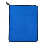 "Laveta Auto Microfibra 38x45cm AlbastraEste speciala pentru curatarea masinii, este fabricata dintr-o microfibra ultra-groasa premium de 800 GSM care asigura capacitatea superioara de absorbtie a apei, moliciune si rezistentaMaterial:85% poliester si 15% poliamida    "