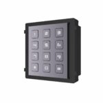 Modul de extensie videointerfon cu tastatura Hikvision DS-KD-KP; permite formarea codului de apartament sau a codului de acces; montajaplicat sau ingropat (accesoriile de montaj nu sunt incluse); iluminarepe timp de noapte; Protectie: IP65, IK7; Dimensiuni: 98.5 mm × 100 mm ×34.2 mm; Temperatura de