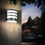 Aplica LED pentru exterior cu senzor de miscare Philips Calgary, 3.5W(30W), 320 lm, lumina calda (2700K), IP44, 94x122x130mm, Inox - Image 3