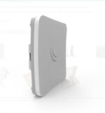 Mikrotik RBSXTSQ5ND SXTsq Lite 5 compact CPE, 16dbi, 5Ghz, outdoor, 12km, CPU: 600Mhz, RAM: 64Mb, 16Mb Flash, Tehnologie: WI-FI 4, standard wireless: 802.11a/n, viteza: 300Mbps, dimensiuni: 129 x 129 x 34 mm.