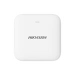 Detector de inundatie wireless AXPRO Hikvision DS-PDWL-E-WE, frecventa de operare: 868 MHz, transmisie: Tri-X Wireless, criptare: AES-128,. Distanta de comunicare: 1200 metri in camp deschis, SSI(Signal Strength Indication), complet configurabil la distanță prin APP, indicator LED: Blue (Alarm)