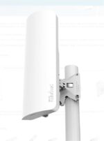 Mikrotik Antena externa 15dBi, 120 grade + router wireless integrat, CPU: 720Mhz, Ram: 128 Mb, dimensiuni: 140 x 348 x 82 mm, Passive POE, viteza wireless 5Ghz  867 Mbit/s, tehnologie: Wi-Fi 5, 1 x 10/100/1000, 1 x SFP. - Image 2