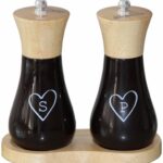 SET 2 RASNITE SARE & PIPER 15 CM +SUPORT DIN LEMN, ART OF DINING BY HEINNER