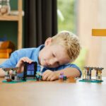 ARMURARIA, LEGO 21252 - Image 6