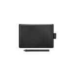 Tableta grafica One by Wacom 2 Small, dimensiune 210x146x8.7mm, suprafata activa 152x95mm, rezolutie 2540 lpi, nivele de presiune 2048, fara multi touch, compatibilitate Windows 7 sau variante mai noi, OS X 10.10 sau variante mai noi, Chrome OS 87 sau variante mai noi, necesita acces internet pentru