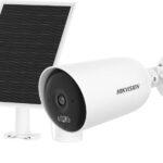 Camera de supraveghere IP Bullet 4MP 4G Hikvision DS-2CFS04/4G(2.8MM), lentila fixa: 2.8mm, iluminare min: Color: 0.005 Lux @ (F1.6, AGC ON) cu lumina alba: 30m, IR: 30m, microfon incorporat, difuzor incorporat, slot card de memorie: microSD/microSDHC/microSDXC maxim 512GB, alarma la evenimente