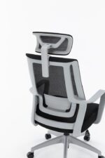 Scaun Serioux office Shark, greutate maxima suportata 150 kg, piston cu gaz clasa 4, manere fixe, tetiera reglabila, baza stea cu 5 picioare, gri - Image 3