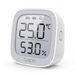 TP-LINK TAPO T315, Monitor smart de temperature si umiditate (necesită Hub Tapo), Wireless: 868 / 922 MHz, Acuratete temperature: ±0.3°C, Acuratete umiditate: ±3%RH, Dimensiuni: 62 × 62 × 24.5 mm, Alimentare: 2 × AAA/LR03 battery