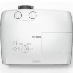 Proiector Epson EH-TW7100, 3LCD, 4K PRO-UHD, 3.000 lumeni, 16:9, 100.000:1, lampa 3.500 ore/ 5.000 ore, dimensiune maxima imagine 500", 2 * USB 2.0 Type A, USB 2.0 Type Mini-B, 2* HDMI, Bluetooth, audio in/ out, Kensington lock, 4K enhancement, Wireless LAN capable, greutate 6.9 kg, 24- 32 dB, boxa