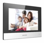 Monitor videointerfon WIFI modular 7" color Hikvision DS-KH6320-WTE1/EU;ecran LCD 7" color cu touch screeen, rezolutie ecran 1024 × 600; designmodern; Conectivitate: Retea wireless: Wi-Fi 802.11b/g/n; Network:10/100Mbps self adaptive network ; TCP/IP, SIP, RTSP; Comunicare audio videobidirectionala - Image 2