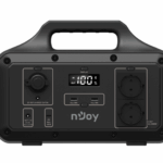 Statie portabila pentru exterior NJOY POWER BASE 1000, adaptor AC (240 W max), panou solar MPPT 12V-32V (240 W max), adaptor auto DC 12V Car (120 W max), 2x USB TYPE A (18 W max), 1x USB TYPE C (100 W max), DC 5525 12V (120 W max), Priza auto