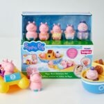 JUCARIE DE BAIE, BARCA SI FAMILIA PEPPEI PIG, TOMY