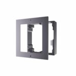Panou frontal pentru un modul videointerfon modular Hikvision DS-KD-ACW1; montare aplicata; material aluminiu; dimensiuni: 117mm x 1 07mm ×4mm;
