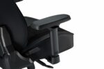 Scaun Gaming Serioux Prime, Capacitate greutate: 150 kg, Material suprafață: Piele, Material textil, Tip cotieră: Cotieră 4D, Tip mecanism: Mecanism tip broască, Tip pârghie pneumatică: 100 mm, ridicare pe gaz clasa 4, Tip bază: 350 mm, bază din aluminiu, Tip roți: 60 mm, roți din poliuretan - Image 11