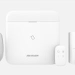 Kit de alarma wireless AX PRO Middle Level DS-PWA96-Kit-WE,  Wireless Control Panel Kit, 868MHz two-way wireless; Dual Wireless Technology: Tri-X & CAM-X; Long RF transmission range; Up to 96 Wireless Zones/Outputs, 8 Wireless Ta Readers/Keypads, 6 Wireless Sounder, 48 Keyfobs, 4 Wireless Repeaters