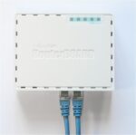 MIKROTIK 5-PORT GIGABIT ETHERNET ROUTER, RB750GR3, 5*10/100/1000Ethernet ports, CPU nominal frequency: 880 MHz, 2* CPU corecount, 4*CPU Threads count, Size of RAM: 256 MB, 5W - Image 4