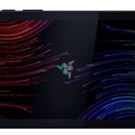 Consola portabila gaming Razer Edge Wifi + Controller Kishi V2 Pro, bluetooth 5.2, display AMOLED de 6.8 inch în diagonală, rezoluție full HD+ (2400 x 1800 pixeli),  memorie RAM 6 GB LPDDR5, stocare SSD 512 GB, baterie 5000mAh