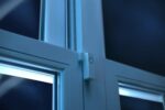 Senzor de contact Philips Hue Secure, Zigbee, automatizare lumini ,montare usi/ferestre, IP20, 70x22x20mm, Alb, baterie CR2 - Image 4
