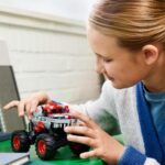 MONSTER JAM THUNDERROARUS PULL-BACK, LEGO 42200 - Image 5