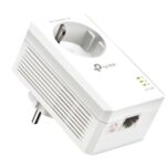 TP-Link Powerline Gigabit Passthrough, HomePlug AV2,IEEE 1901, IEEE 802.3, IEEE 802.3u, IEEE 802.3ab, Gigabit Ethernet Port, Aria de acoperire: 300M, CONTINUT PACHET 1X adaptoare powerline ethernet, viteze mari de transfer de date, de până la 1000 Mbps.