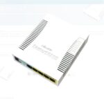 MIKROTIK SMALL SOHO SWITCH RB260GSP CSS106-1G-4P-1S, 5 X GIGABIT POE, Dimensiuni: 113x139x28mm, Sistem operare: MikroTik SwOS, 128Kb Flash, Consum maxim: 53W, Porturi POE:2-5, Passive POE, 5 x 10/100/1000, 1 x SFP.