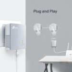TP-LINK POWER LINE av 600 KIT TL-PA411 KIT, Standarde și Protocoale: HomePlug AV, IEEE802.3, IEEE802.3u, iNTERFATA: 1× Port Ethernet 10/100 Mbps, Consum: 4.60W, Dimensiuni; 65 × 52 × 28.5 mm, Aria de acoperire: 300m, kit-ul contine 2 x TL-PA411. - Image 3