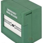Buton aplicabil din plastic pentru iesire de urgenta; Material: plastic, culoare verde; 2x contacte NO/NC;